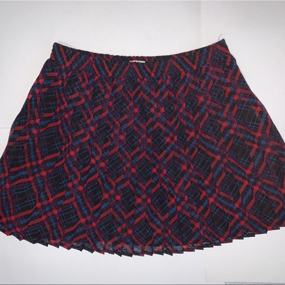 Plaid mini skirt with ruffs